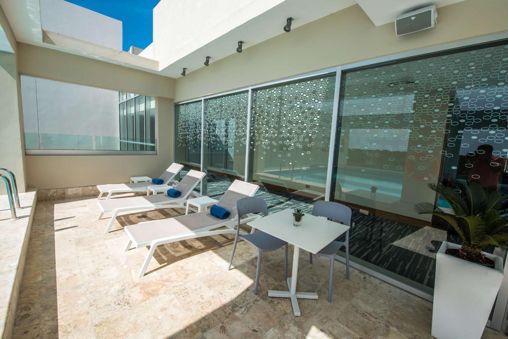 Hotel Hampton By Hilton Santo Domingo Airport Boca Chica Exteriér fotografie